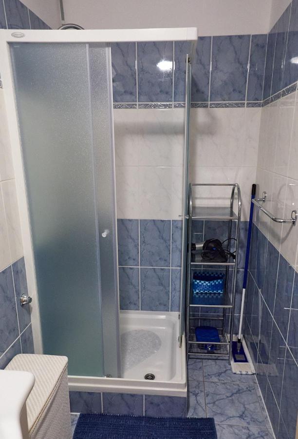 Apartman Nelamore - Krk Town, 300 Meters To The Beach Exterior photo